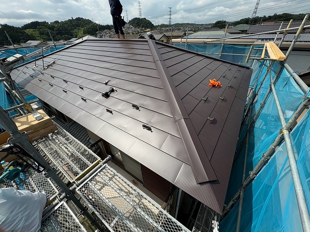 仙台市泉区　屋根葺き替え工事が完成した