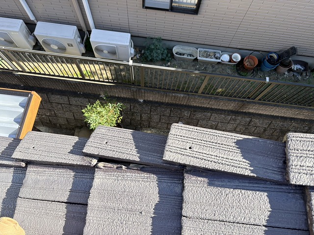 外れたケラバ瓦