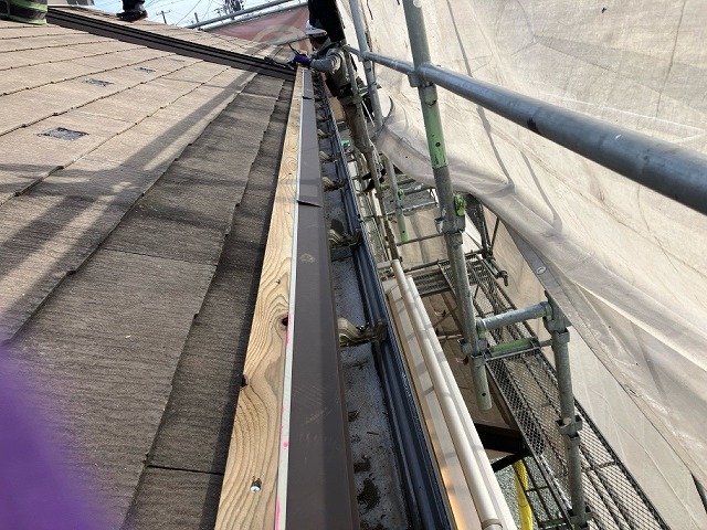 仙台市若林区　カバー工事　雪止め金具解体　軒先木下地