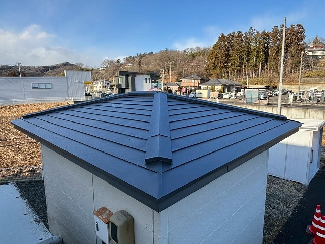 仙台市青葉区　物置屋根の葺き替え工事を行った