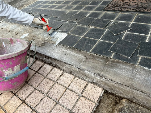 仙台市太白区 接着剤塗布