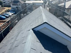 築10年を迎えたスレート屋根